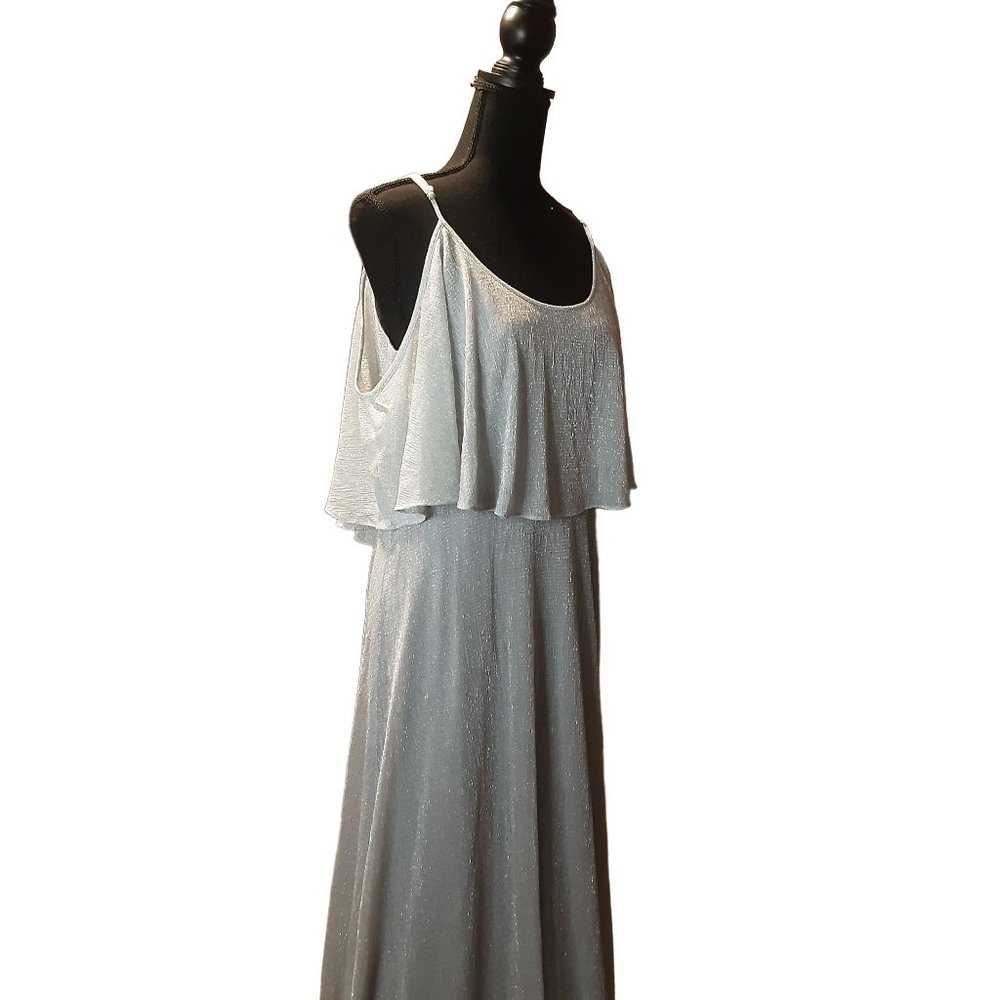 Calvin Klein Spaghetti Strap Metallic Evening Gown W/ Overlay Draped Bodice 14 - Picture 4 of 13